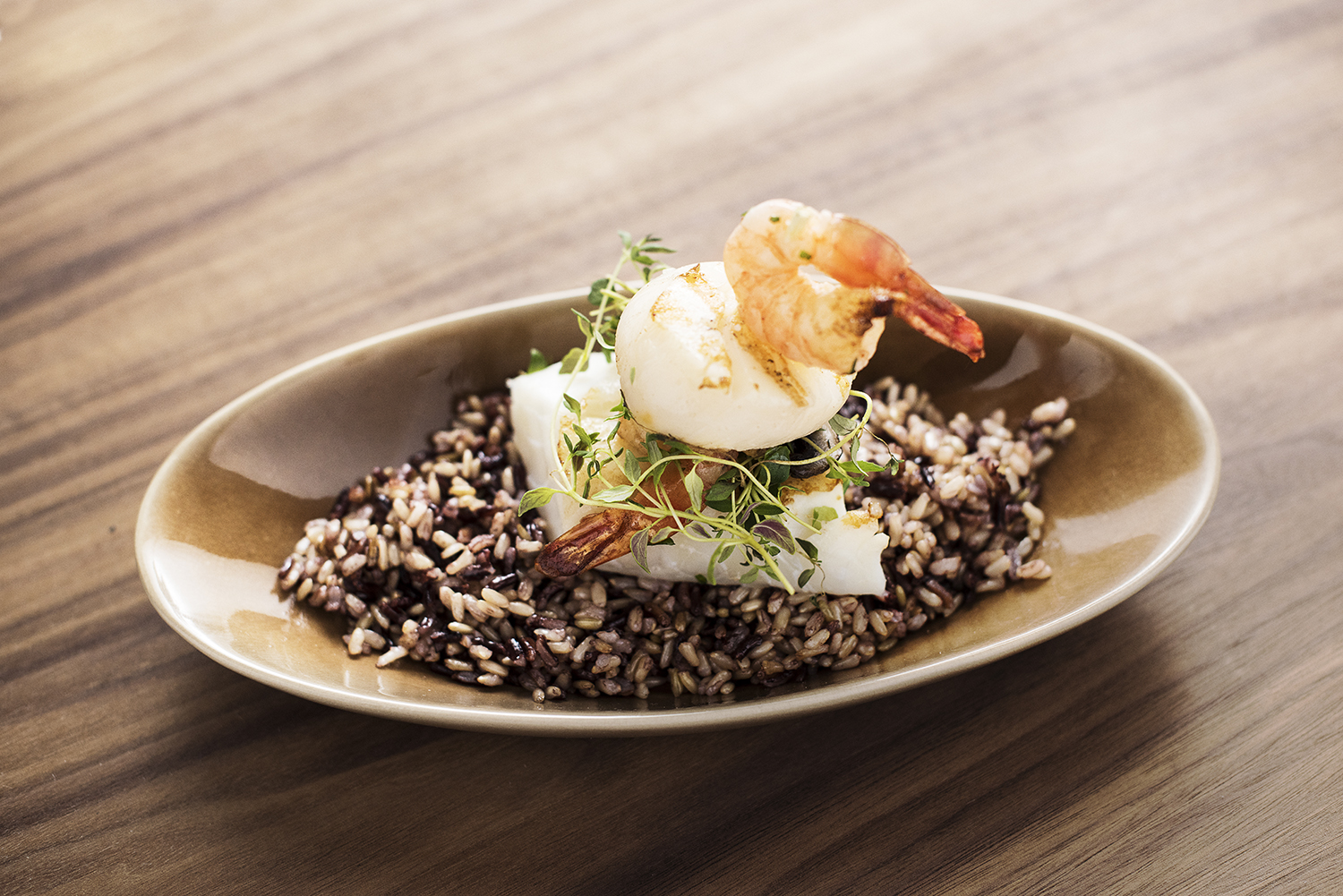 Torsk og ris på middagstallerken